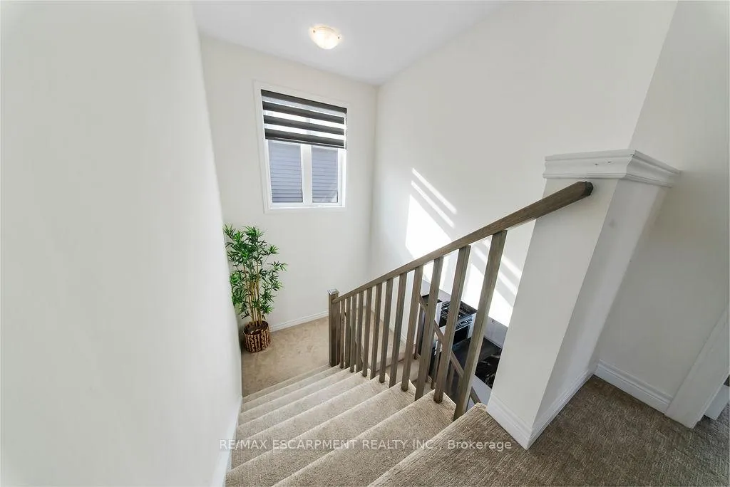Photo 27 of 175 Blackbird Way, Hamilton, Mount Hope — HOMEH