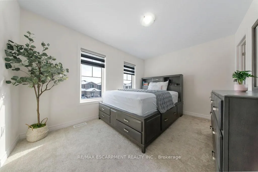 Photo 34 of 175 Blackbird Way, Hamilton, Mount Hope — HOMEH