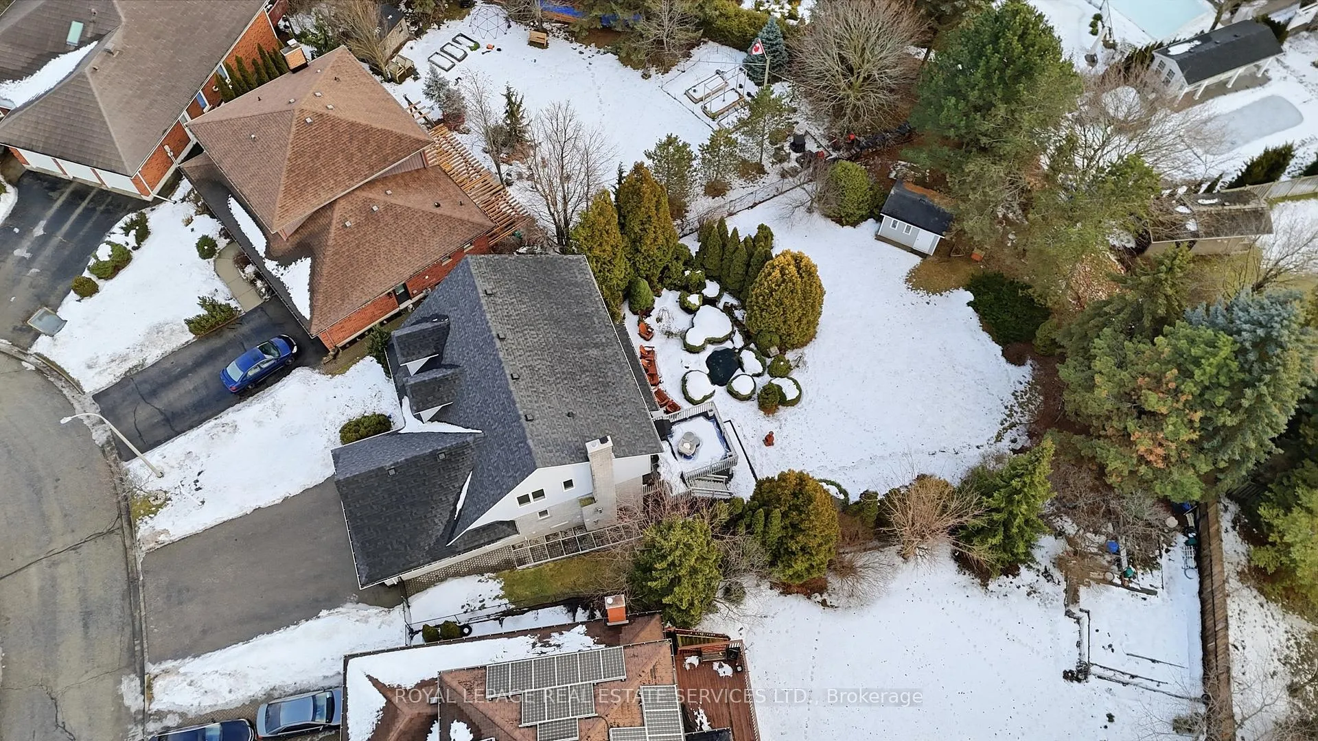 Photo 4 of 239 Rolling Acres Court, Kitchener — HOMEH
