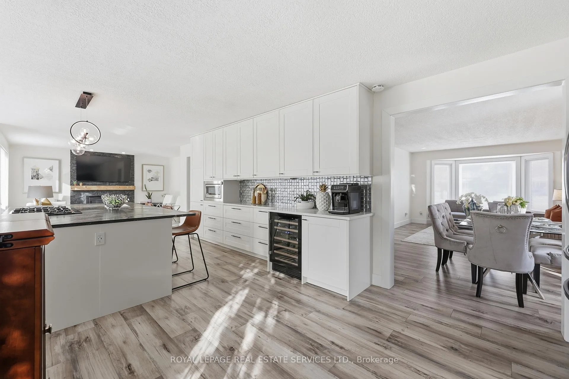 Photo 17 of 239 Rolling Acres Court, Kitchener — HOMEH