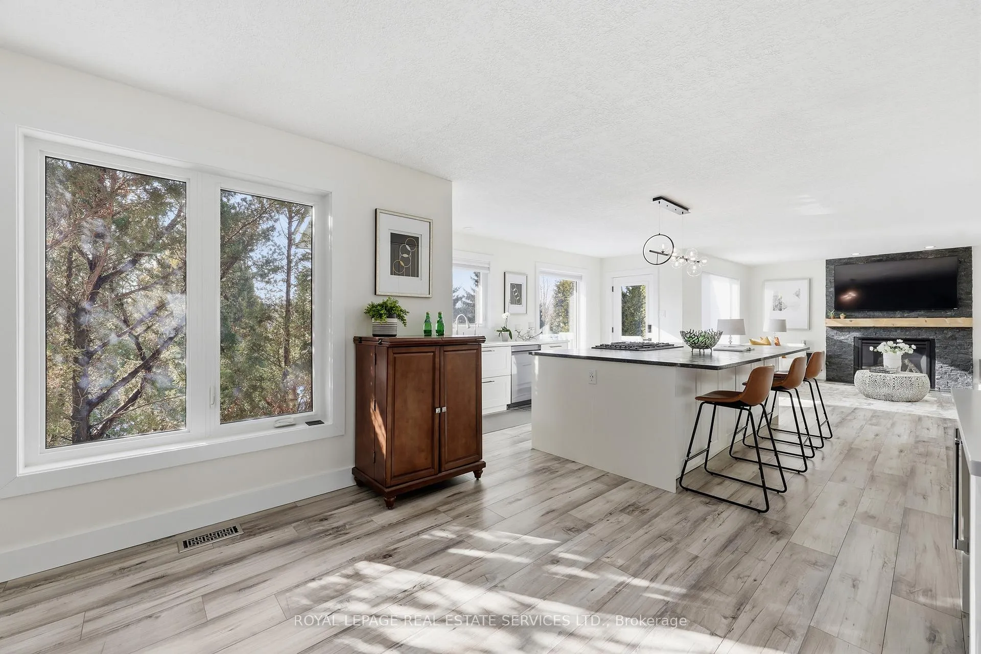 Photo 18 of 239 Rolling Acres Court, Kitchener — HOMEH