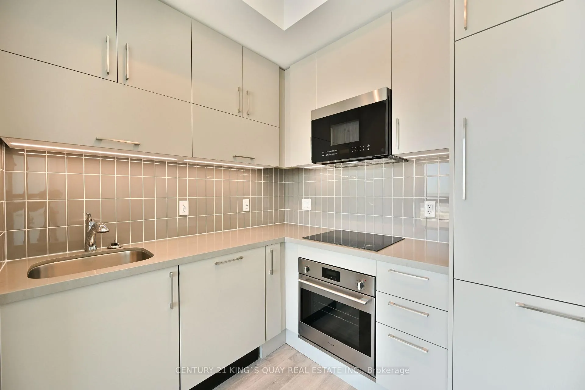 Photo 5 of Unit 1617, 56 Andre De Grasse Street, Markham, Unionville — HOMEH