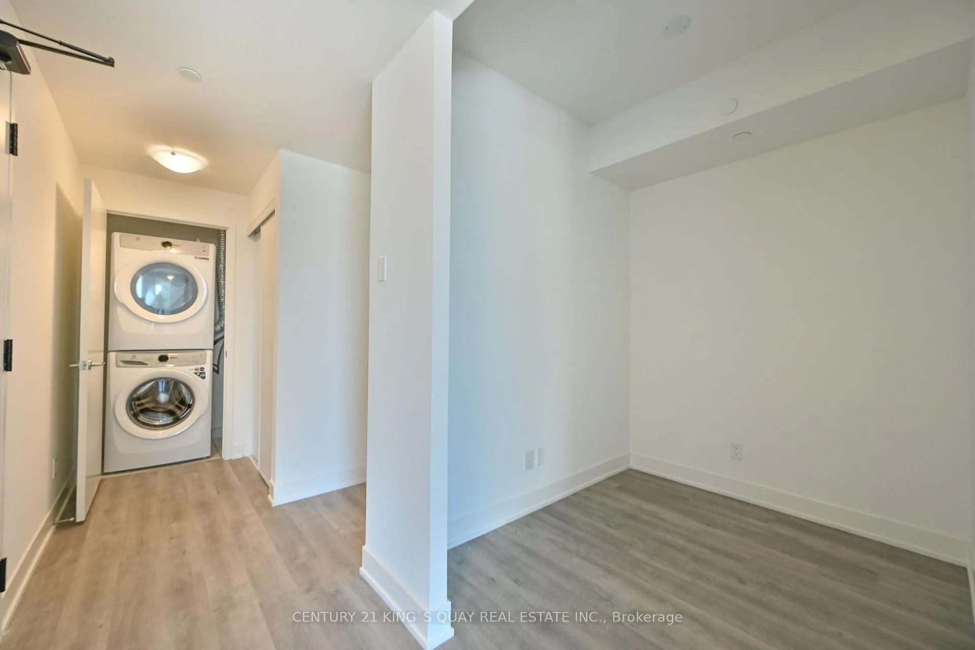 Photo 8 of Unit 1617, 56 Andre De Grasse Street, Markham, Unionville — HOMEH