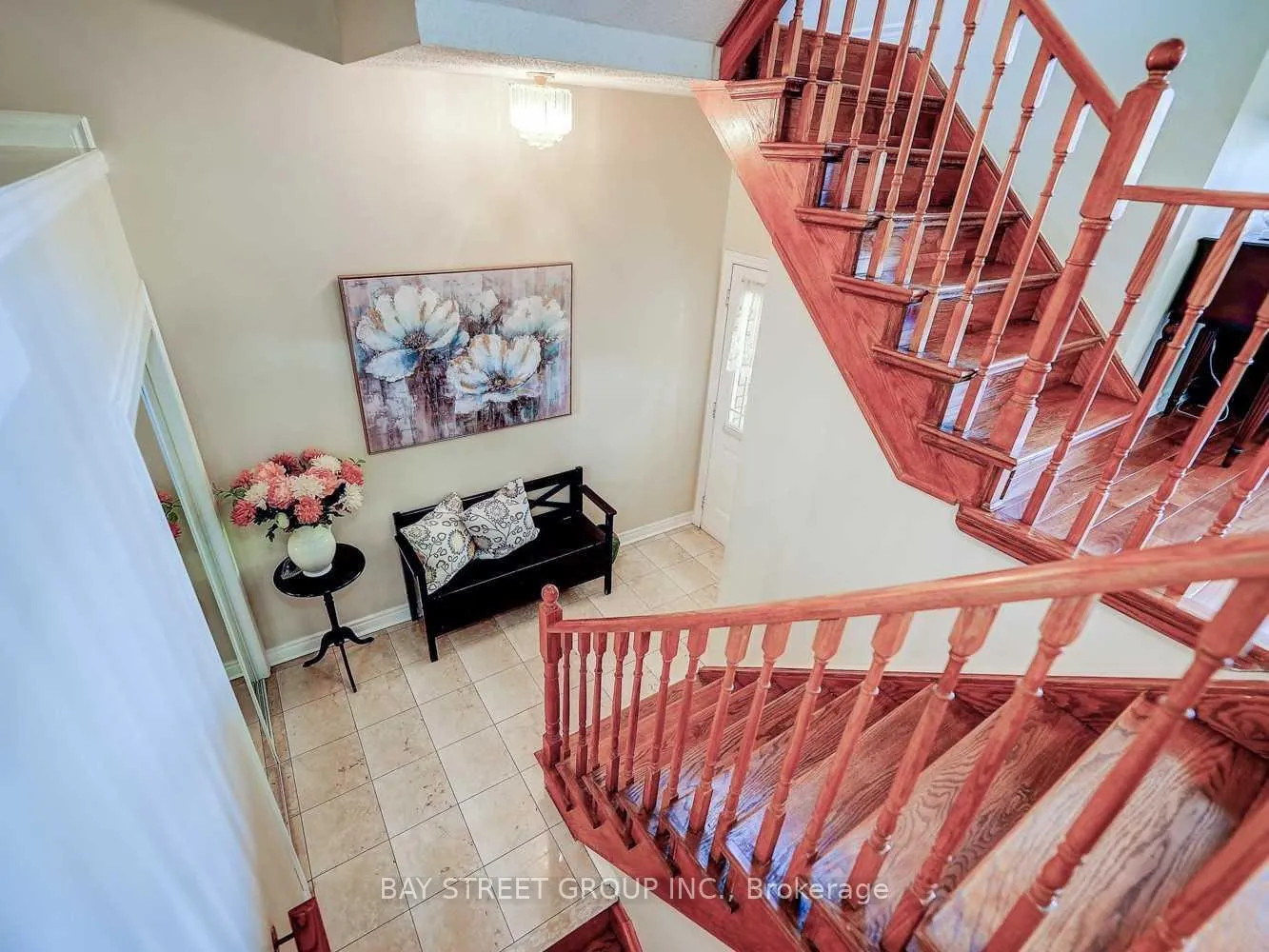 Photo 2 of 152 Leitchcroft Crescent, Markham, Commerce Valley — HOMEH