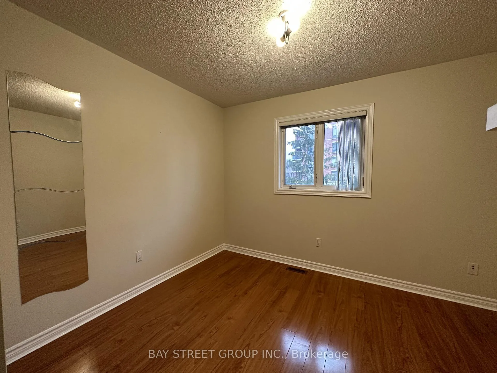 Photo 20 of 152 Leitchcroft Crescent, Markham, Commerce Valley — HOMEH