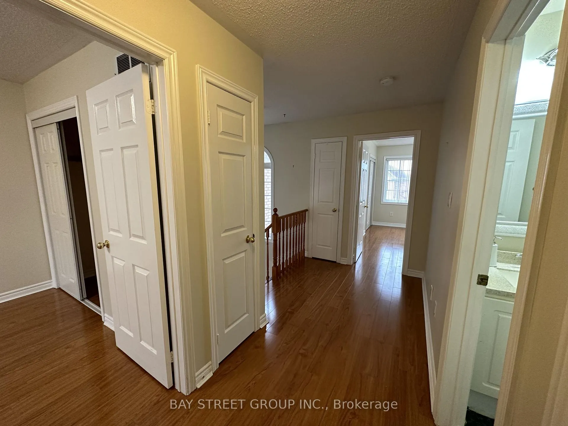 Photo 25 of 152 Leitchcroft Crescent, Markham, Commerce Valley — HOMEH