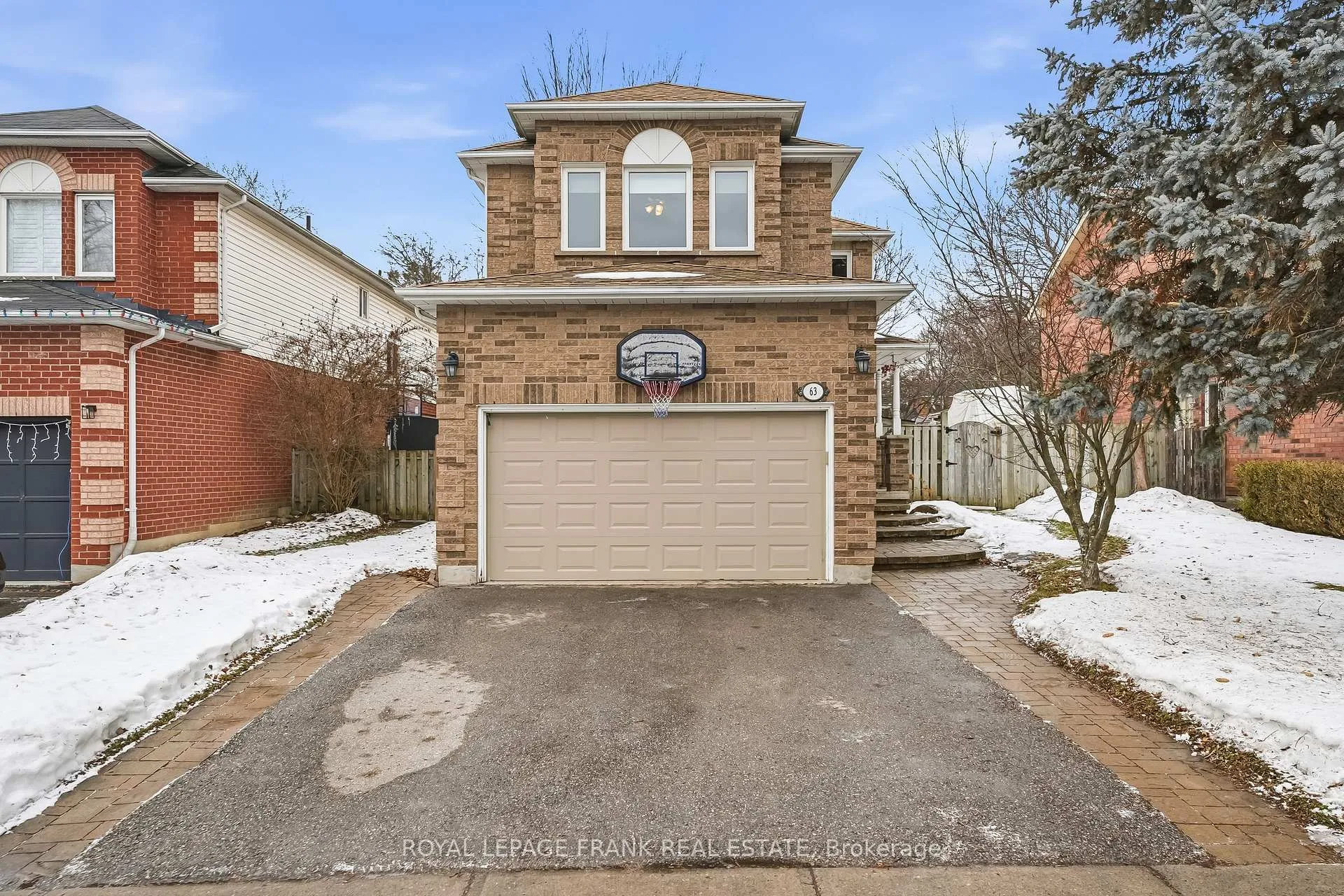 Photo 1 of 63 Farncomb Crescent, Clarington, Bowmanville — HOMEH