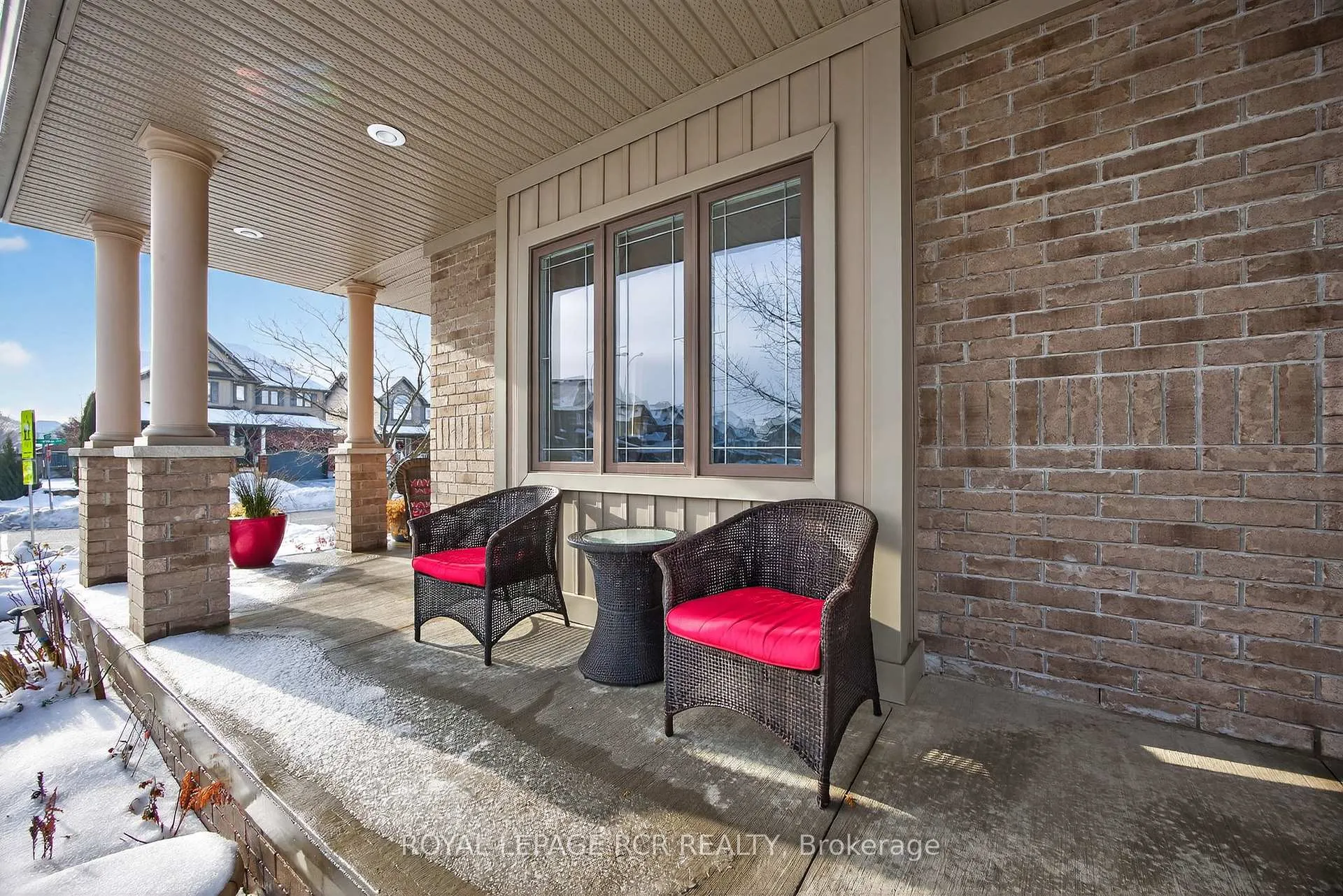 Photo 5 of 2 Irwin Crescent, New Tecumseth, Alliston — HOMEH