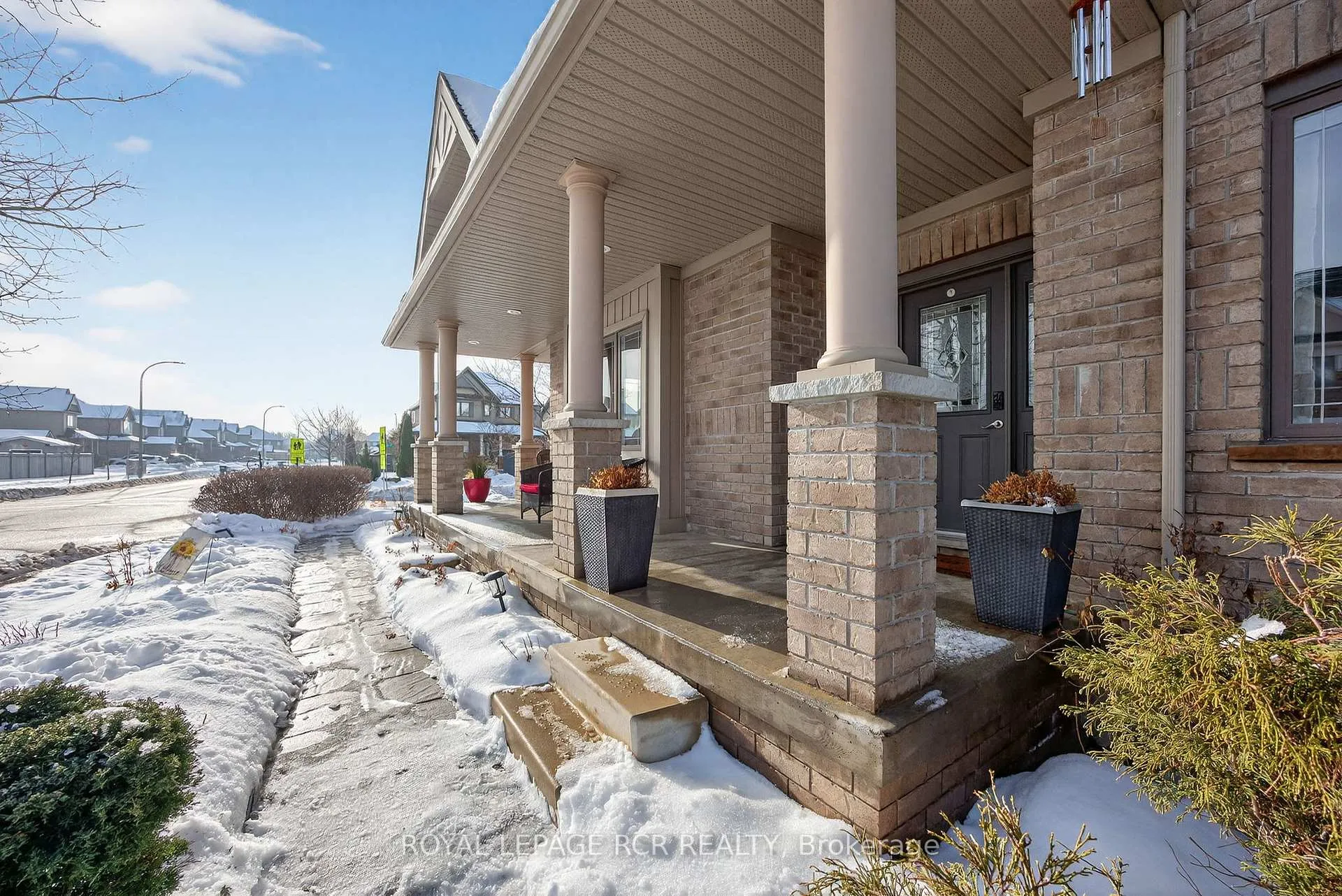 Photo 6 of 2 Irwin Crescent, New Tecumseth, Alliston — HOMEH