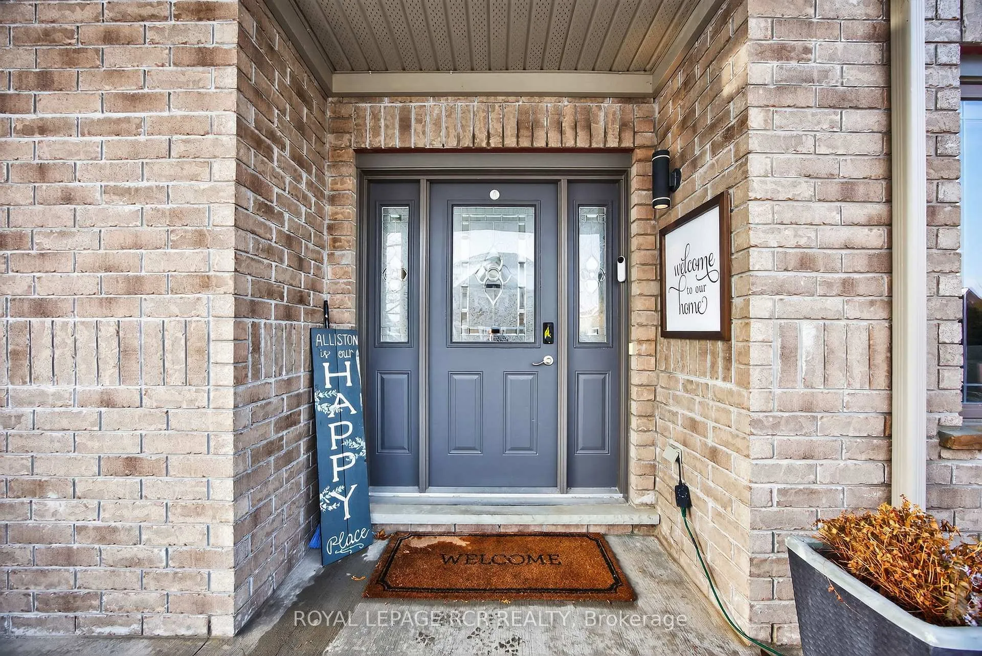 Photo 7 of 2 Irwin Crescent, New Tecumseth, Alliston — HOMEH