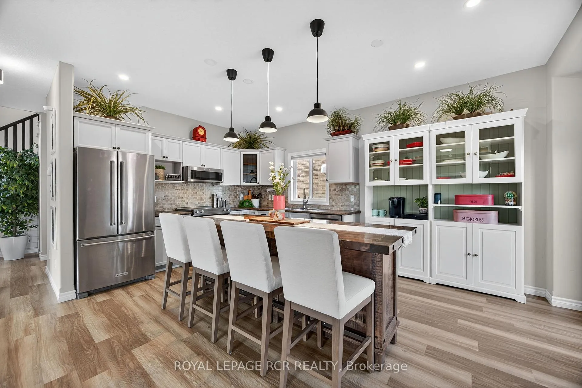 Photo 13 of 2 Irwin Crescent, New Tecumseth, Alliston — HOMEH