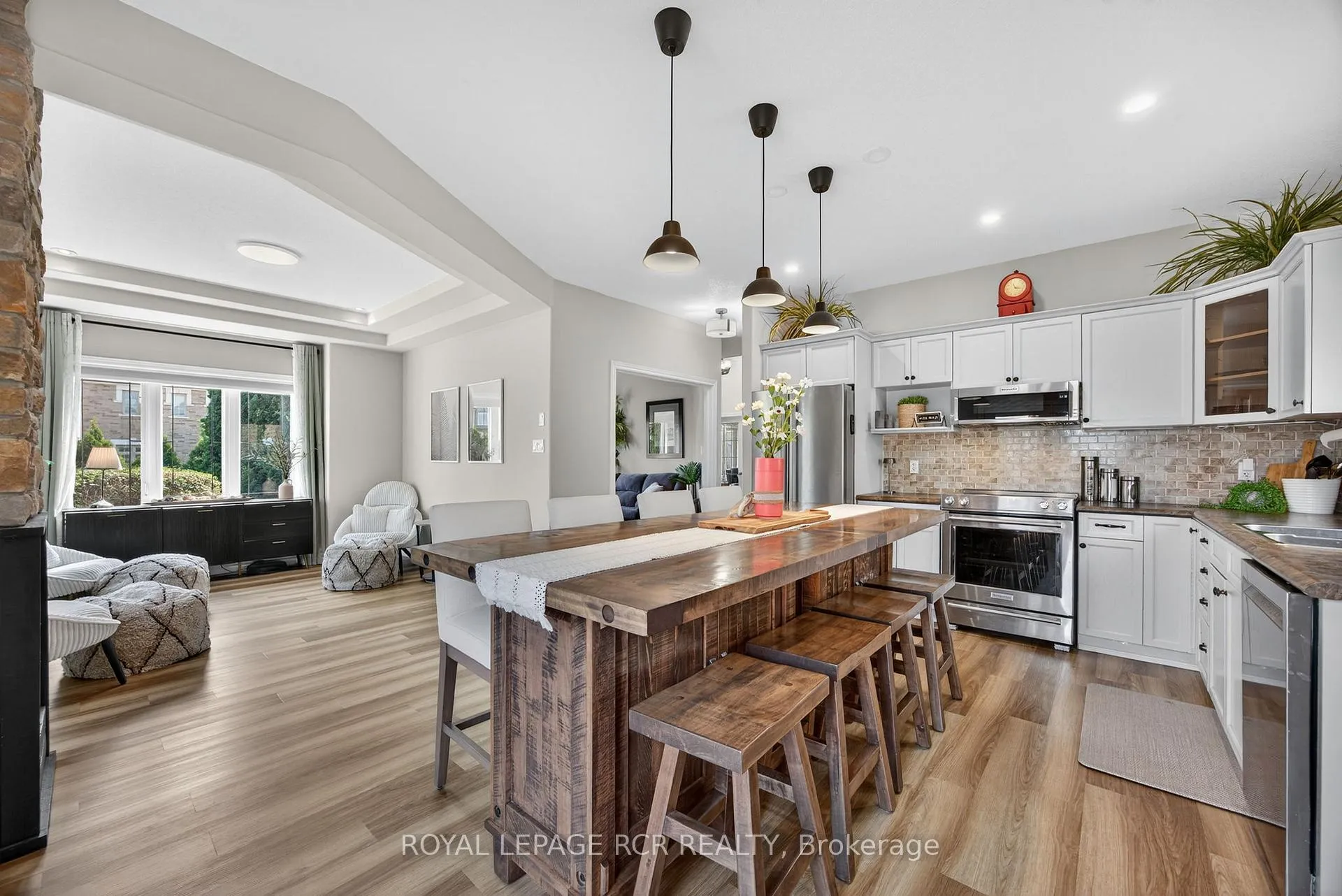 Photo 16 of 2 Irwin Crescent, New Tecumseth, Alliston — HOMEH