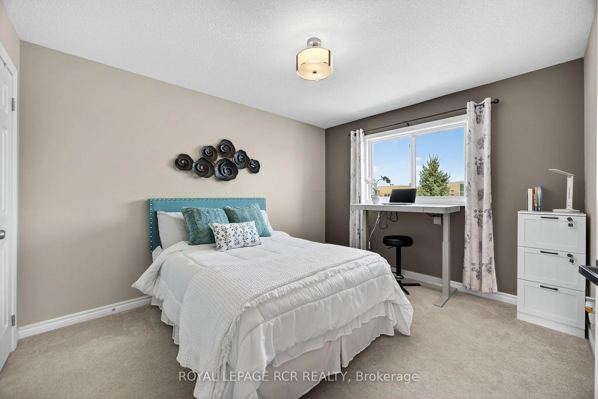 Photo 30 of 2 Irwin Crescent, New Tecumseth, Alliston — HOMEH