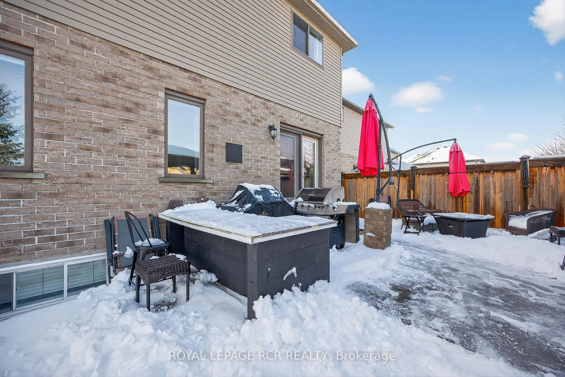 Photo 43 of 2 Irwin Crescent, New Tecumseth, Alliston — HOMEH