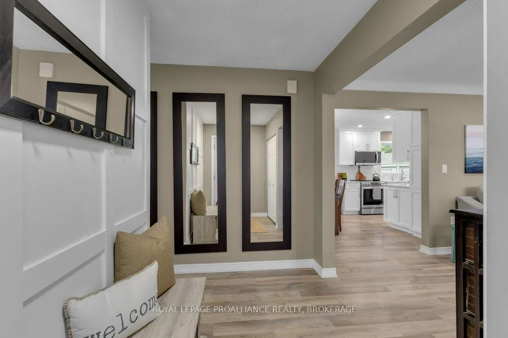 Photo 4 of 50 Princeton Place, Loyalist, Amherstview — HOMEH
