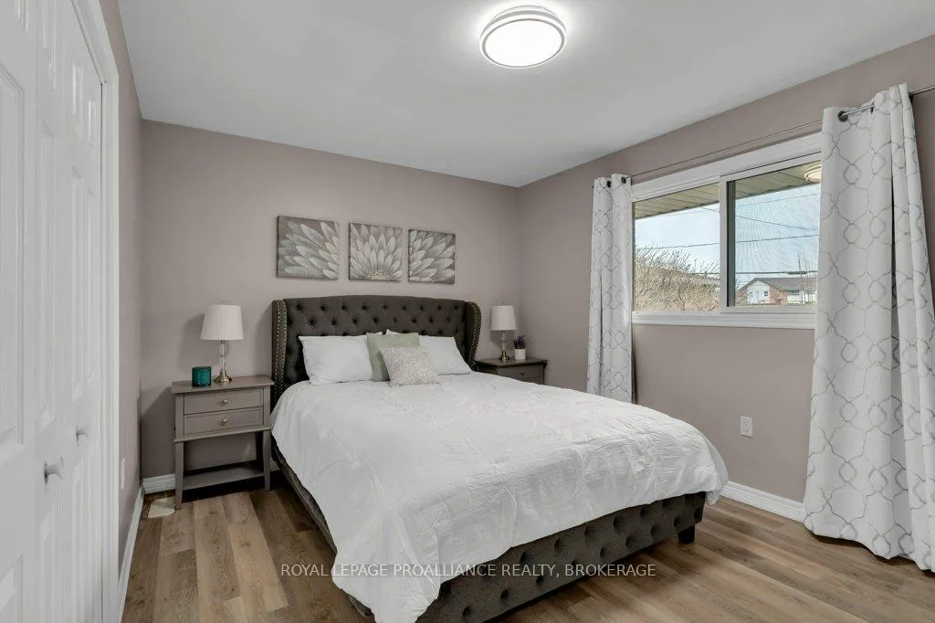 Photo 18 of 50 Princeton Place, Loyalist, Amherstview — HOMEH