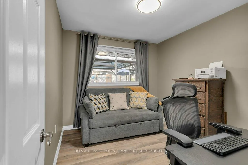Photo 24 of 50 Princeton Place, Loyalist, Amherstview — HOMEH