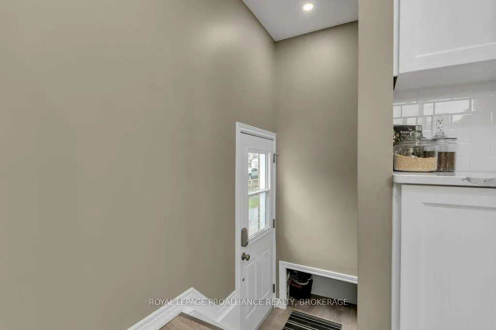 Photo 26 of 50 Princeton Place, Loyalist, Amherstview — HOMEH
