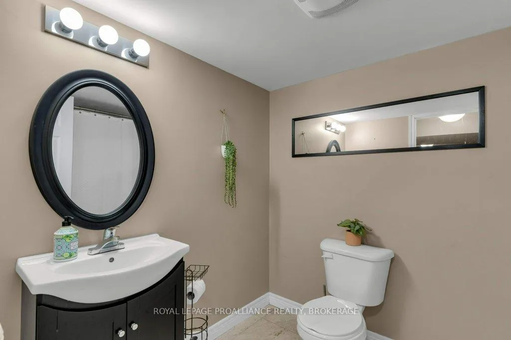 Photo 38 of 50 Princeton Place, Loyalist, Amherstview — HOMEH