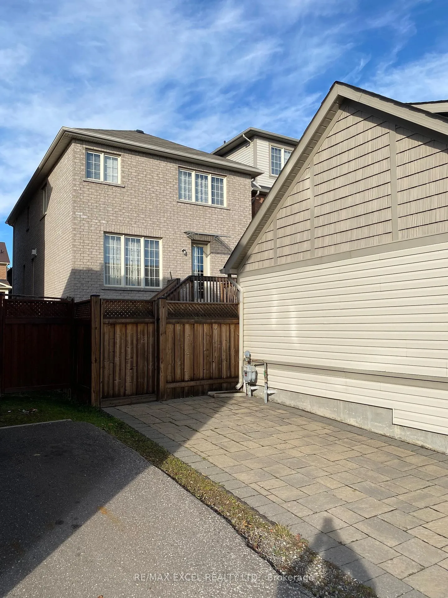 Photo 4 of 15 Duncan Road, Markham, Cornell — HOMEH