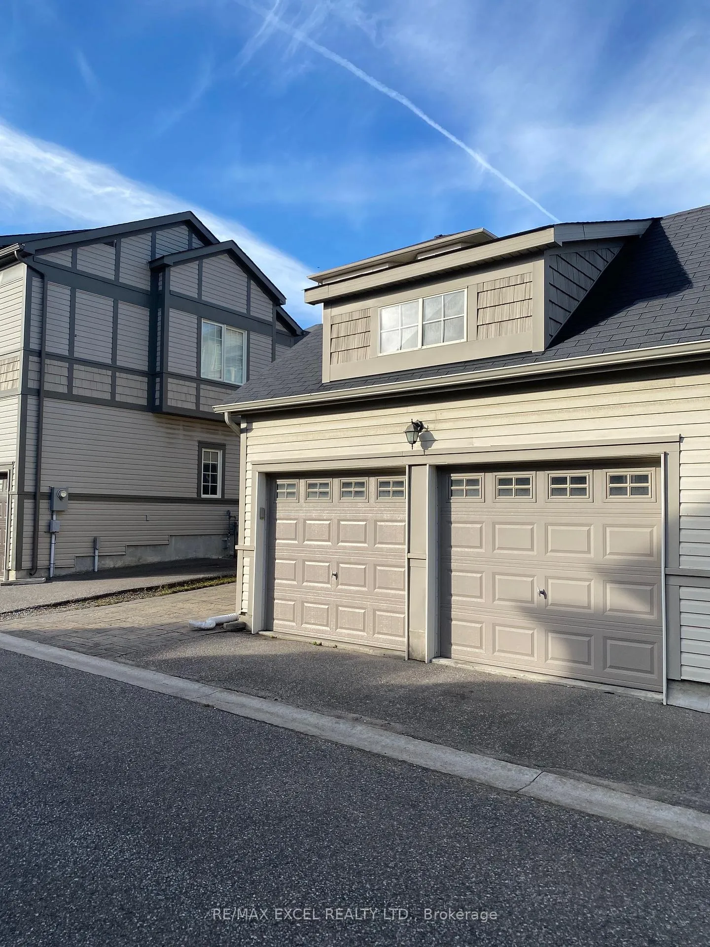 Photo 5 of 15 Duncan Road, Markham, Cornell — HOMEH