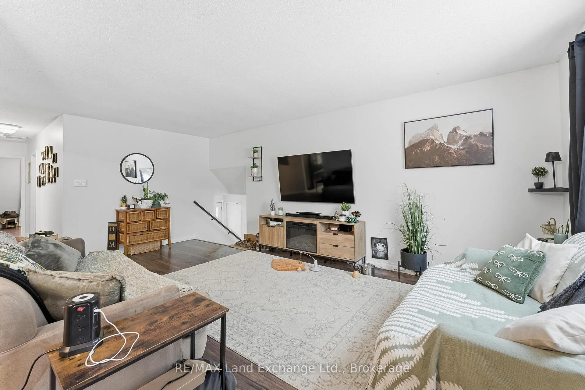 Photo 8 of 716 Palmateer Drive, Kincardine — HOMEH
