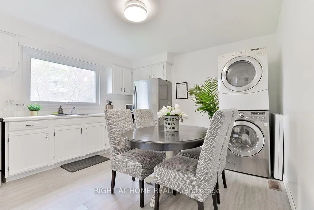 Photo 11 of 5 Prince Paul Crescent, St. Catharines, Lakeport — HOMEH