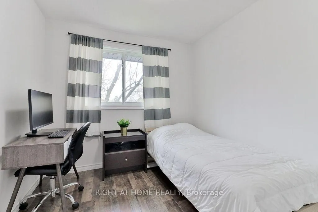 Photo 20 of 5 Prince Paul Crescent, St. Catharines, Lakeport — HOMEH