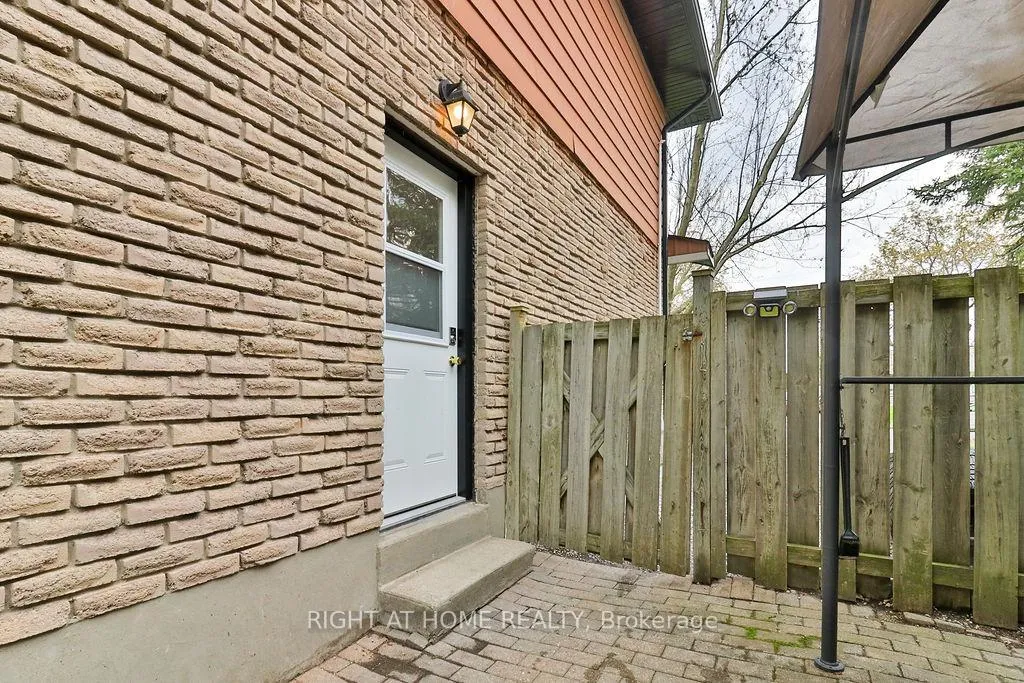 Photo 30 of 5 Prince Paul Crescent, St. Catharines, Lakeport — HOMEH