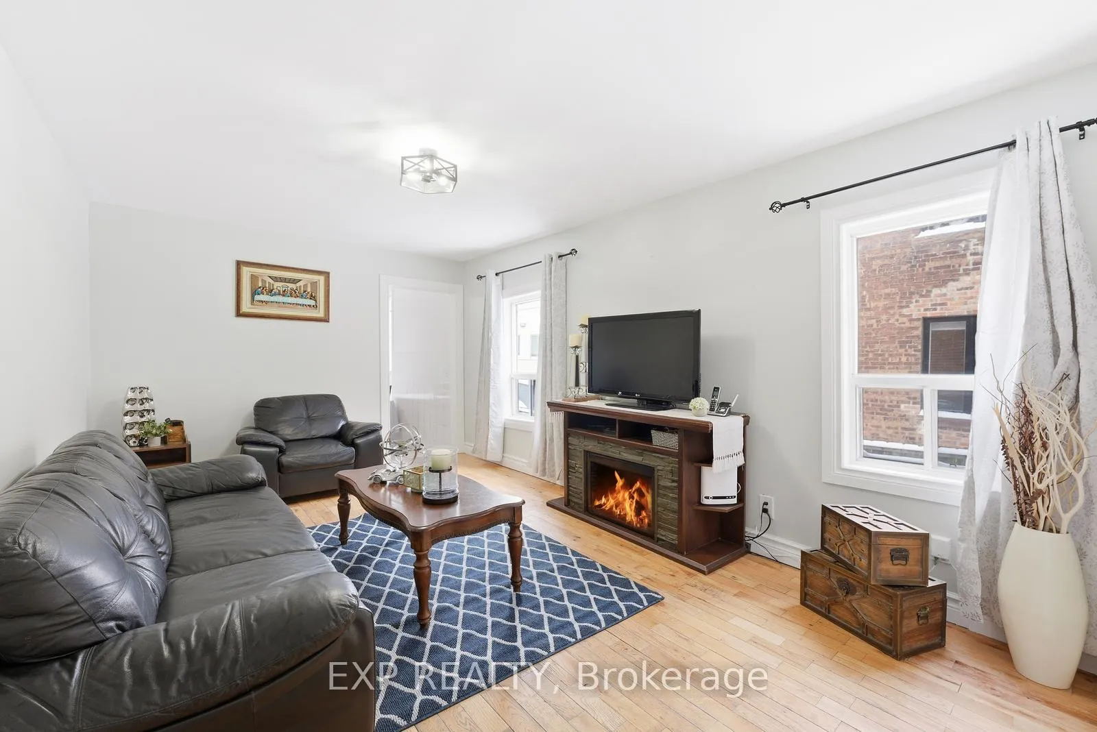 Photo 4 of 20 Muir Avenue, Toronto, Dufferin Grove — HOMEH