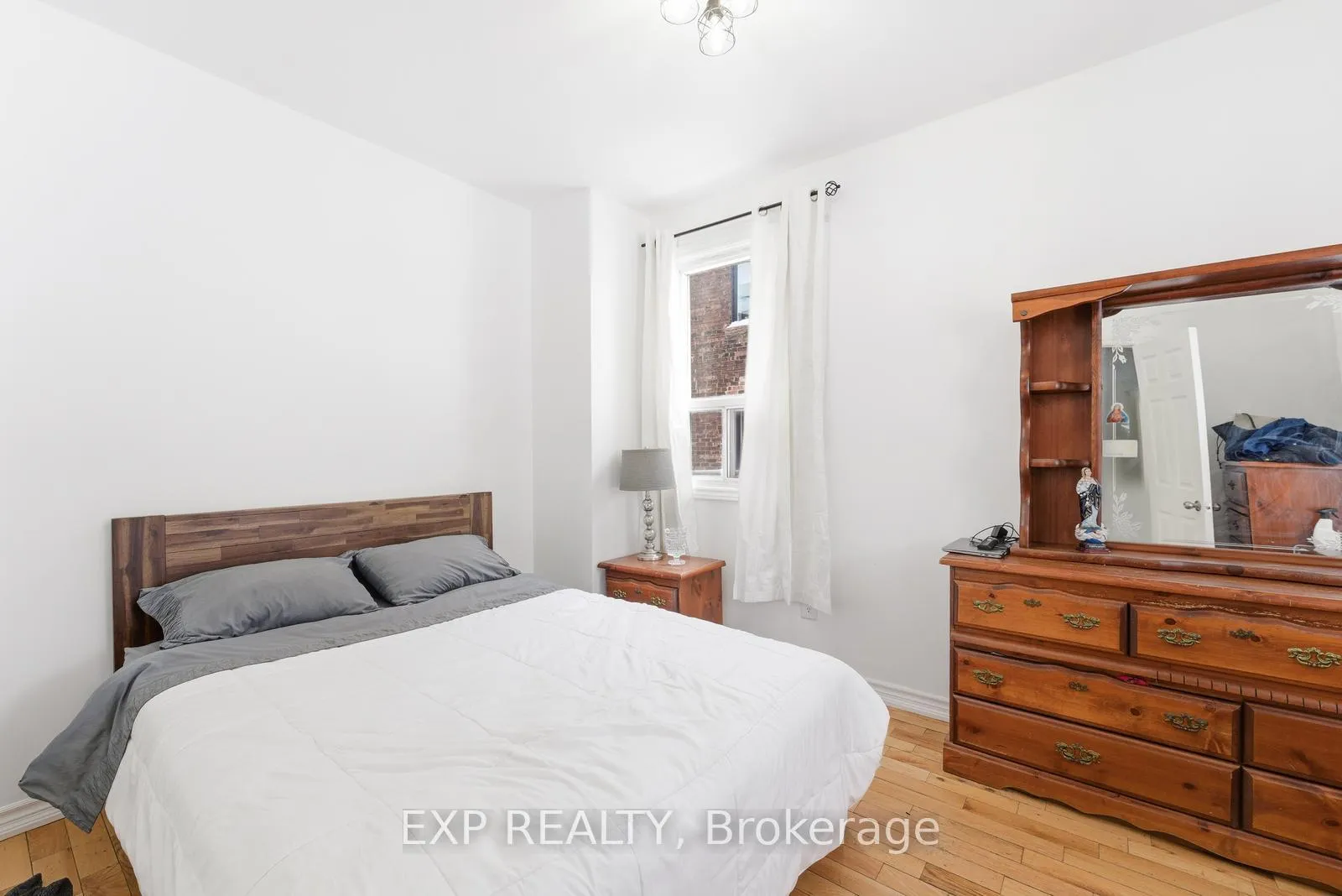 Photo 11 of 20 Muir Avenue, Toronto, Dufferin Grove — HOMEH