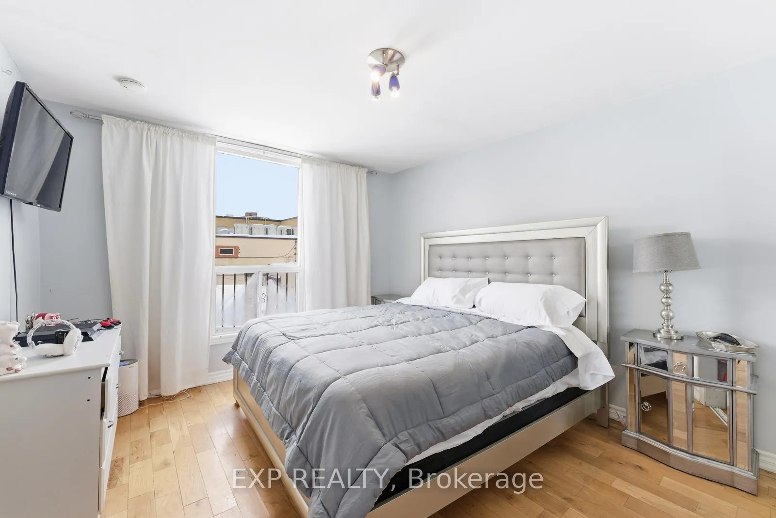 Photo 13 of 20 Muir Avenue, Toronto, Dufferin Grove — HOMEH