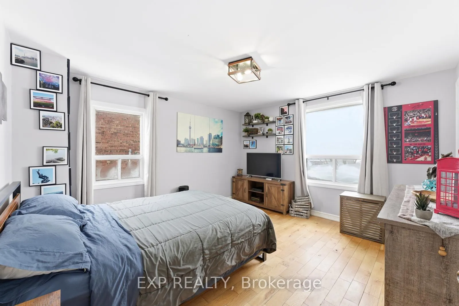 Photo 16 of 20 Muir Avenue, Toronto, Dufferin Grove — HOMEH