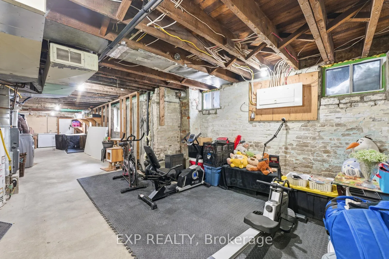 Photo 19 of 20 Muir Avenue, Toronto, Dufferin Grove — HOMEH