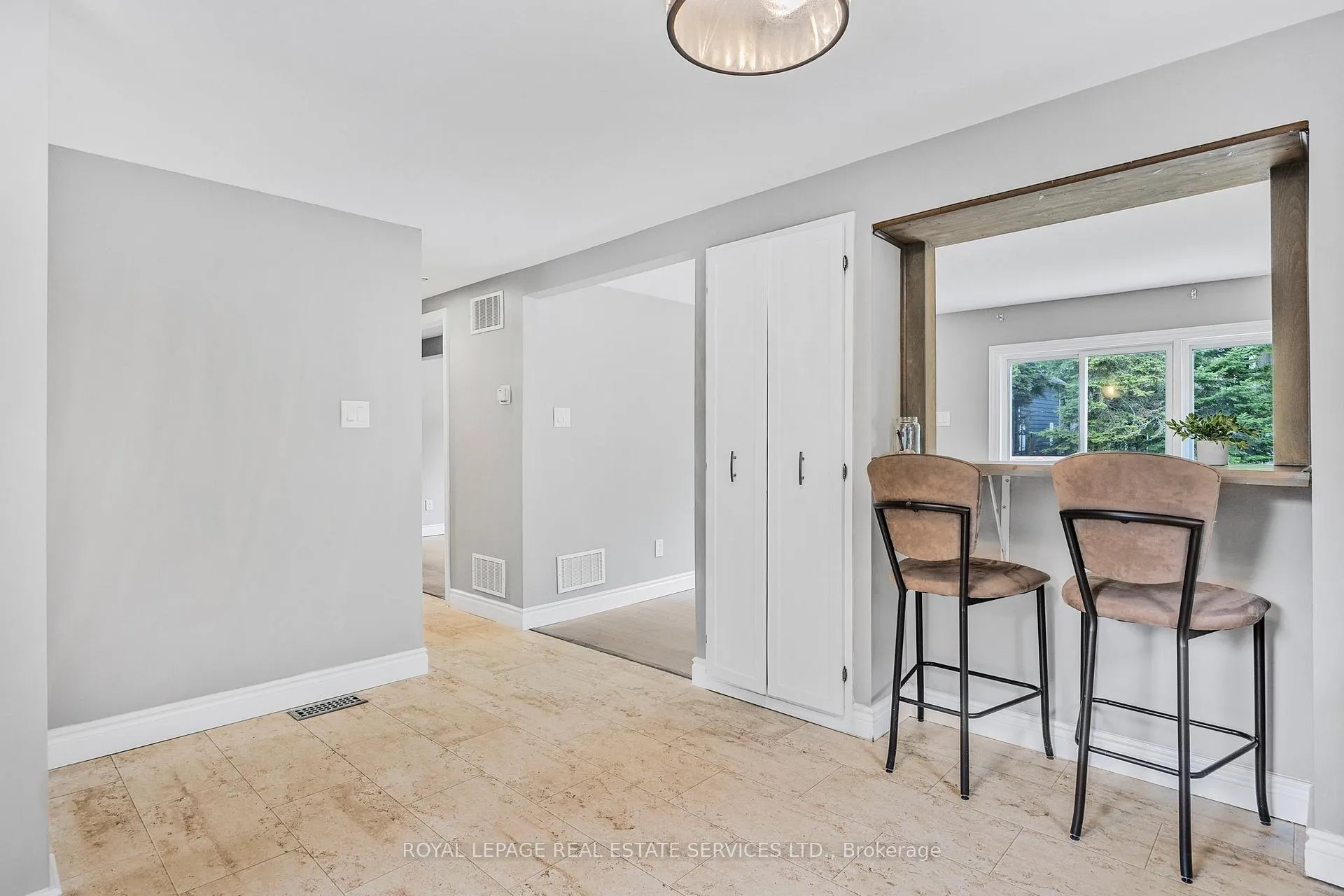 Photo 12 of 7 67TH Street N, Wasaga Beach — HOMEH