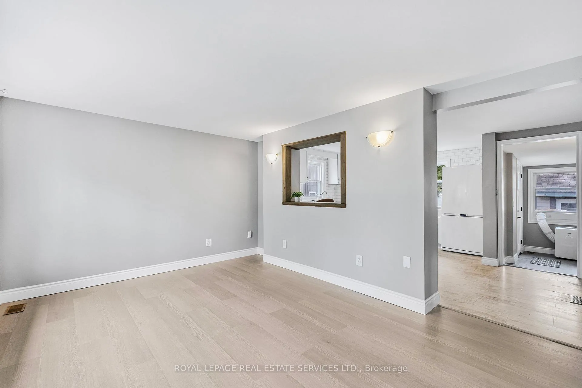 Photo 13 of 7 67TH Street N, Wasaga Beach — HOMEH