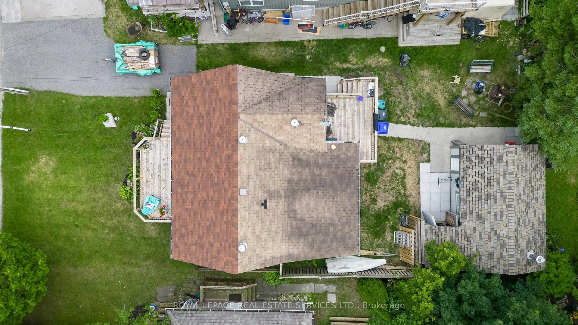 Photo 21 of 7 67TH Street N, Wasaga Beach — HOMEH