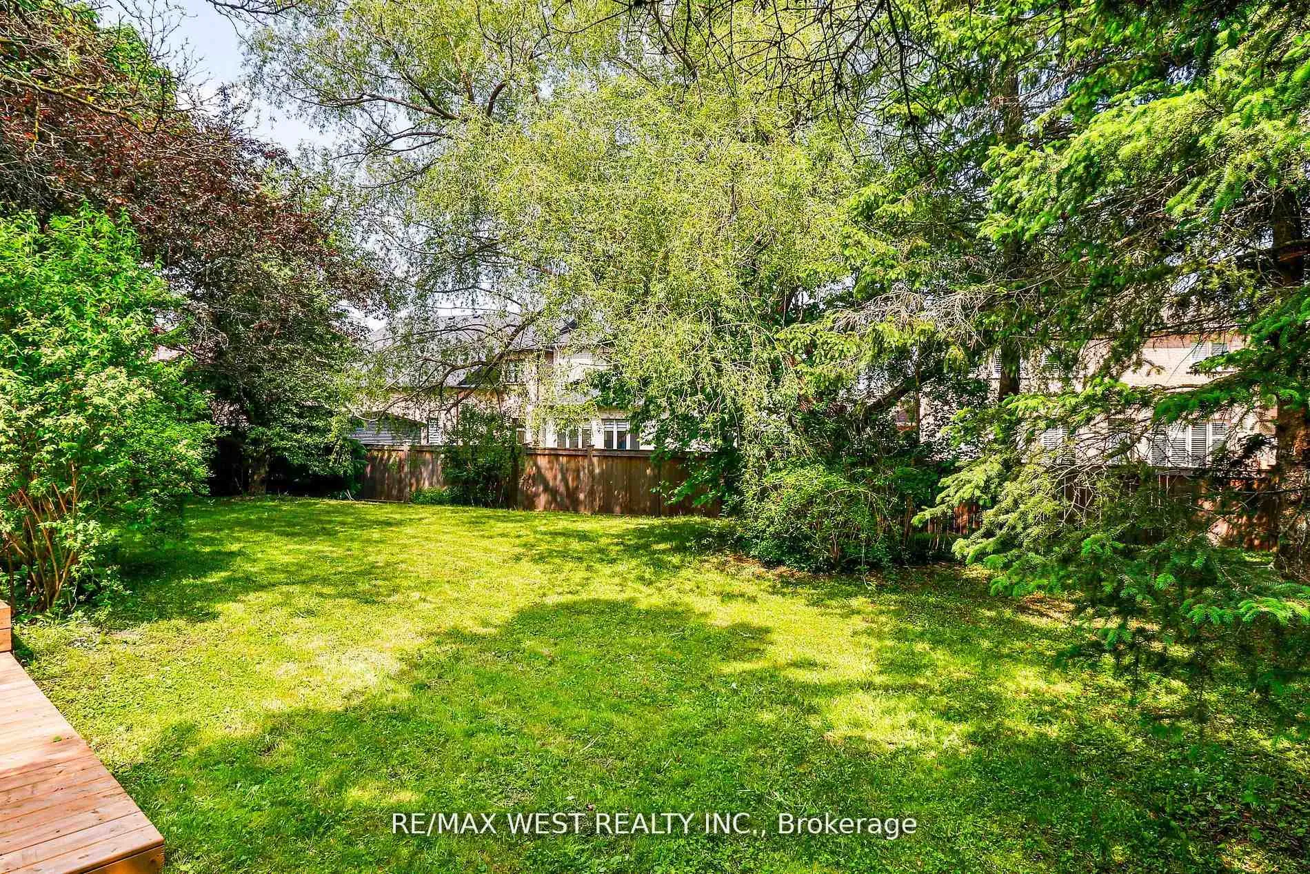 Photo 12 of 83 The Boulevard, New Tecumseth, Tottenham — HOMEH