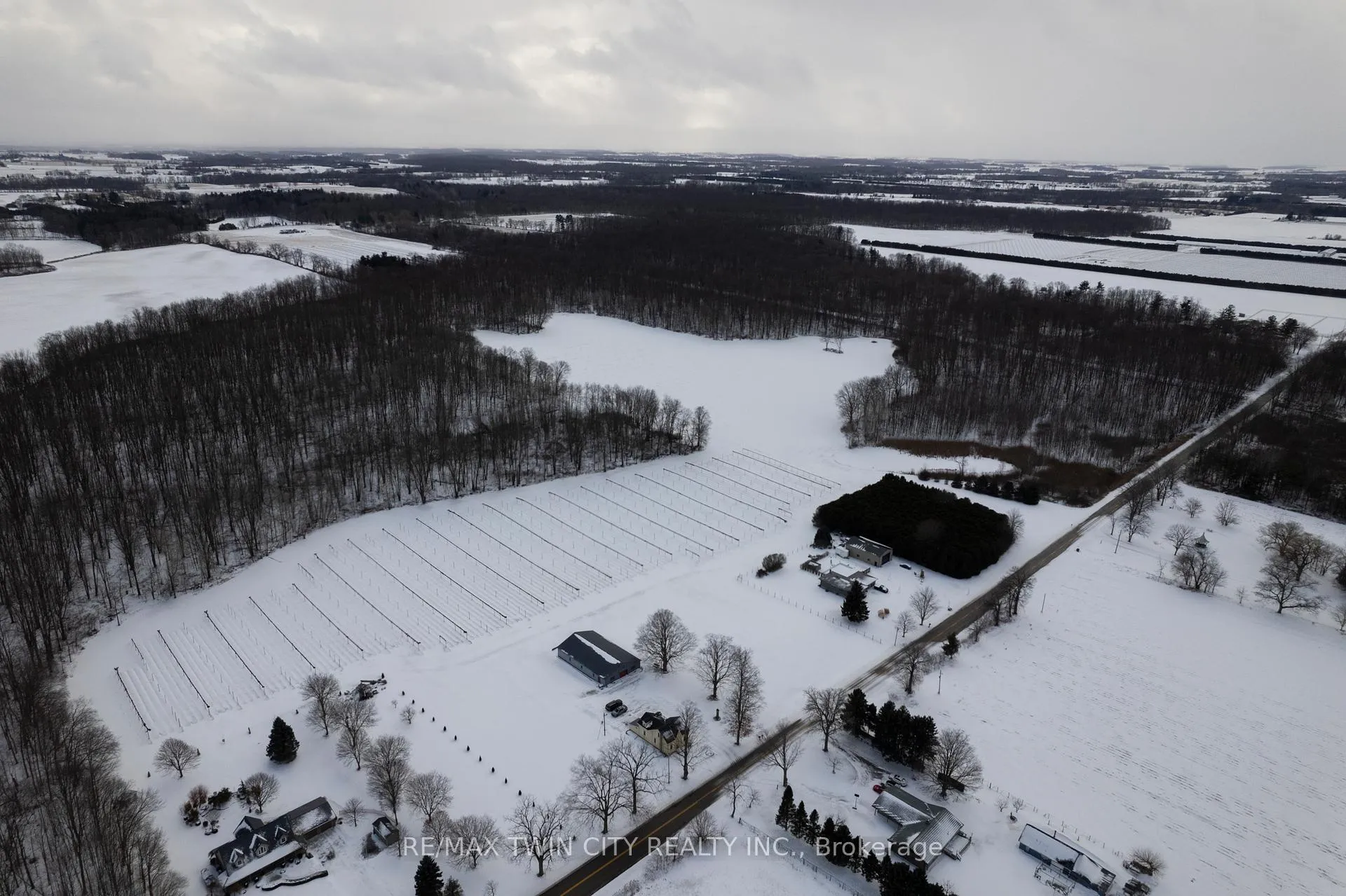 Photo 2 of 159 Golf Links Road, Brant, Burford — HOMEH