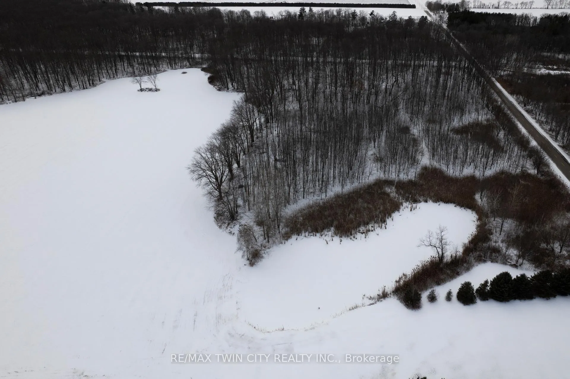Photo 5 of 159 Golf Links Road, Brant, Burford — HOMEH