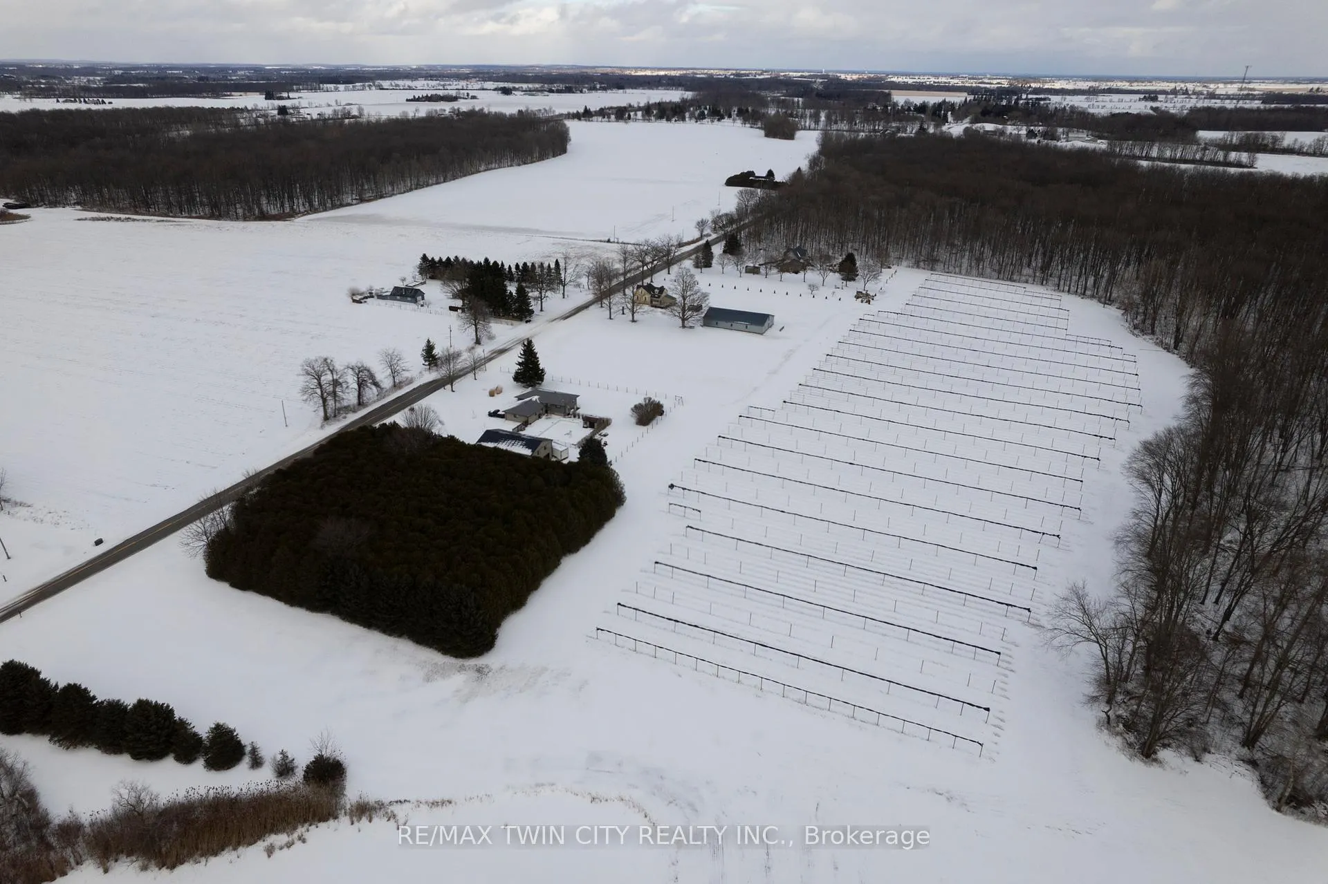 Photo 6 of 159 Golf Links Road, Brant, Burford — HOMEH