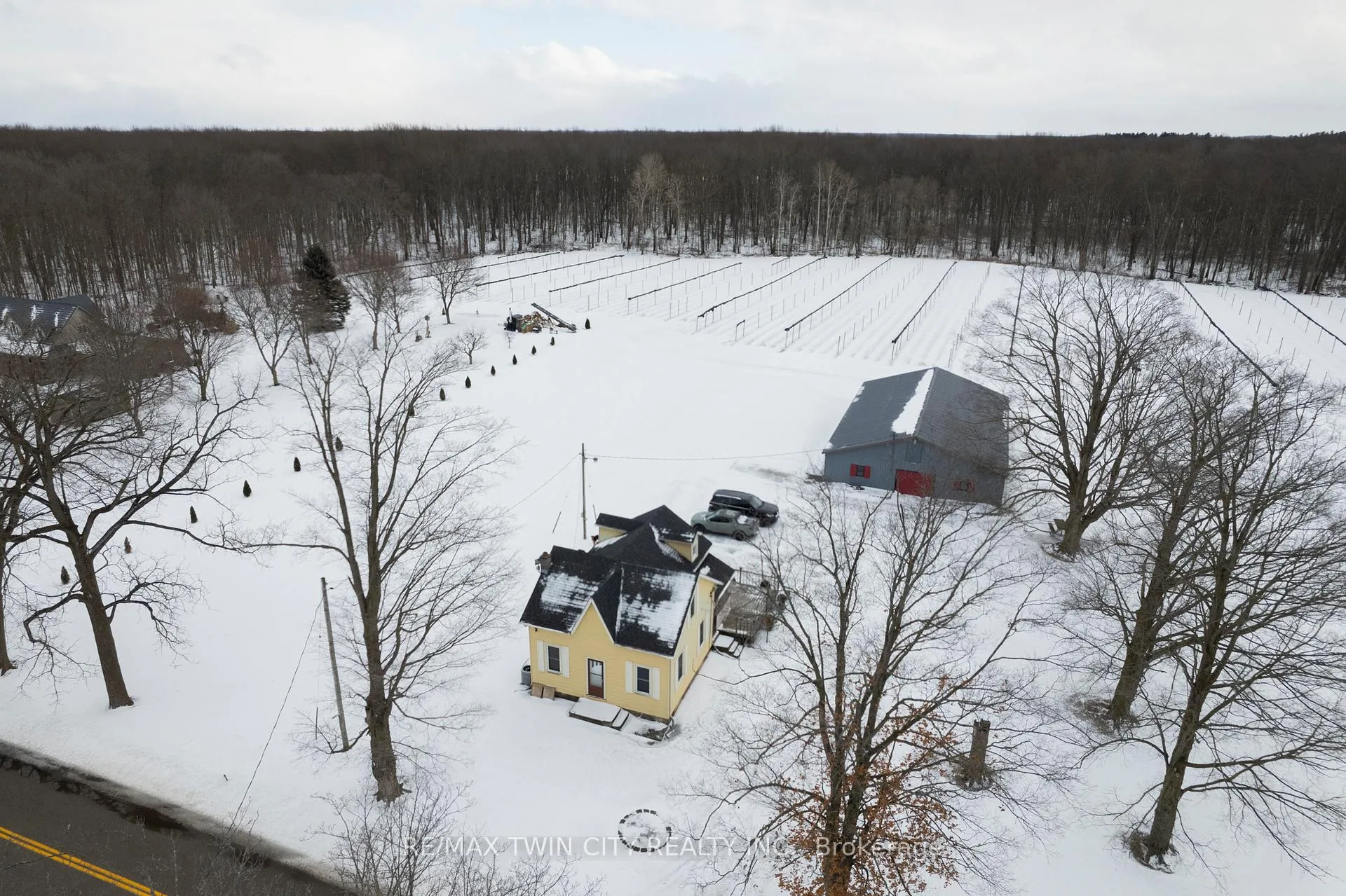Photo 8 of 159 Golf Links Road, Brant, Burford — HOMEH