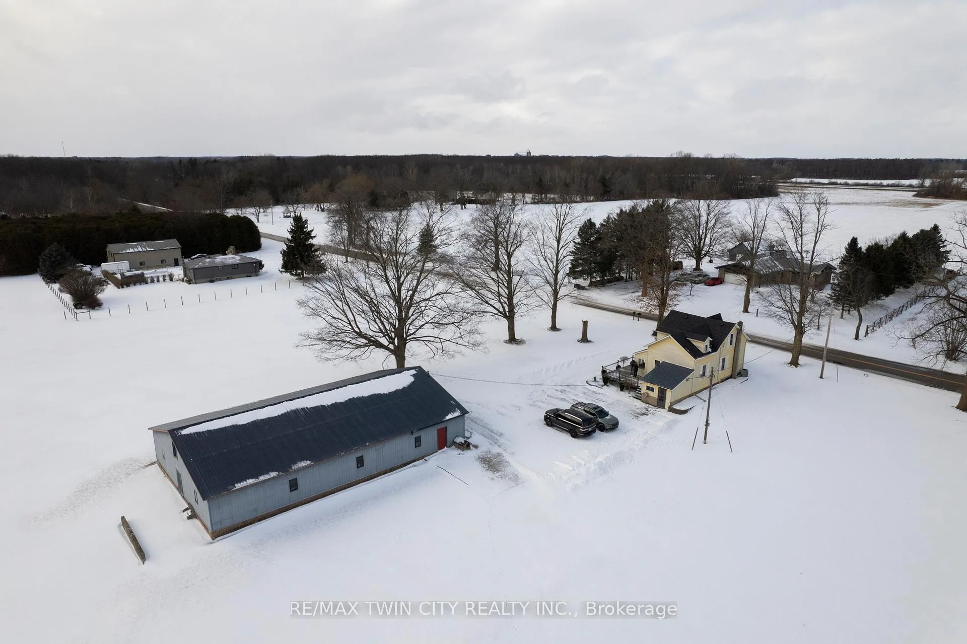Photo 10 of 159 Golf Links Road, Brant, Burford — HOMEH