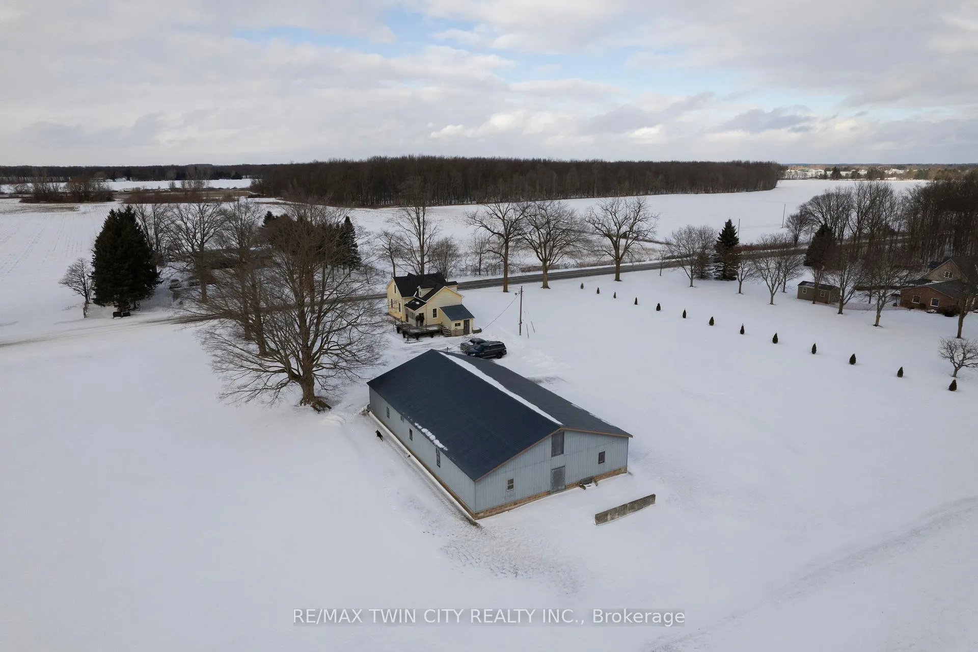 Photo 12 of 159 Golf Links Road, Brant, Burford — HOMEH