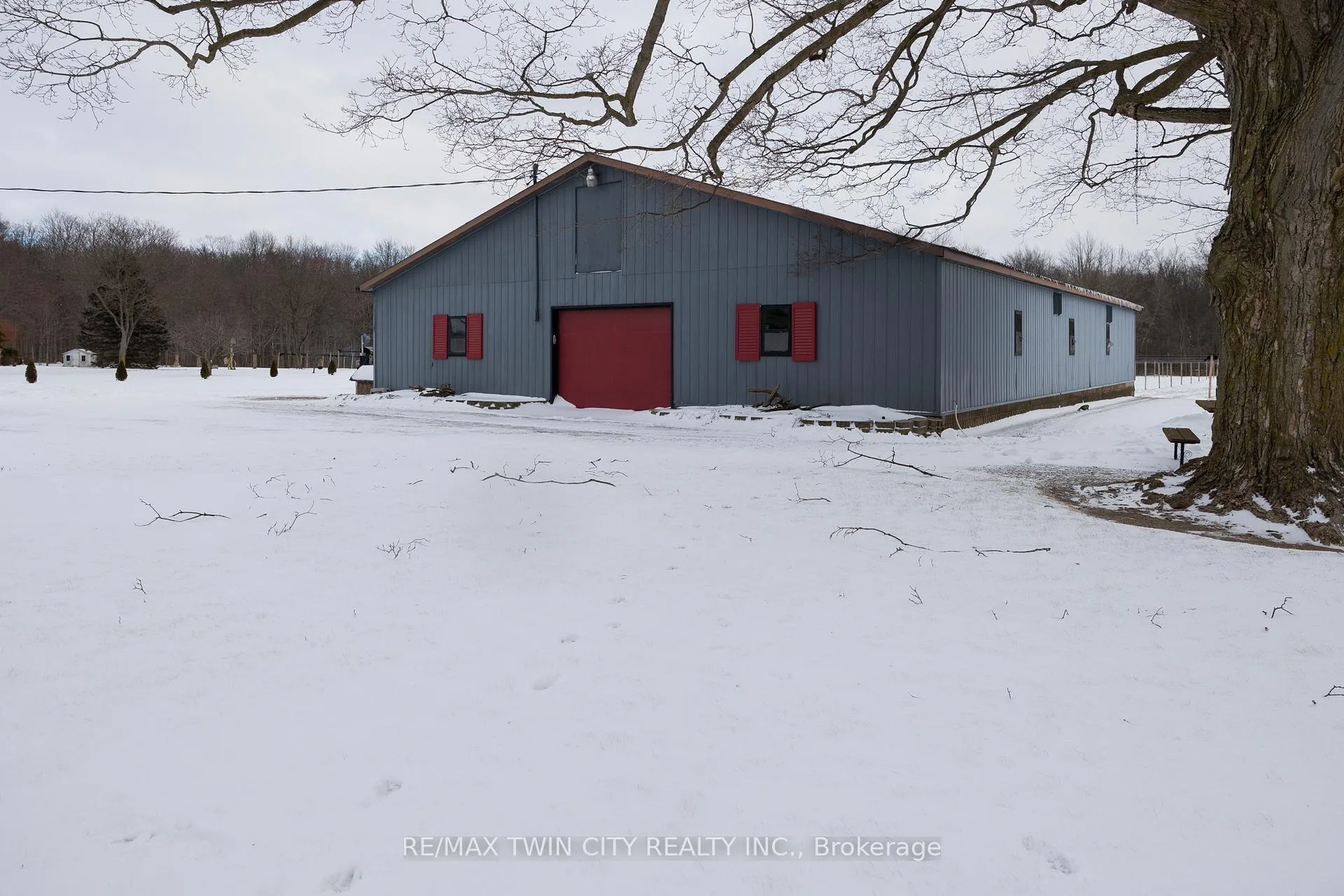 Photo 16 of 159 Golf Links Road, Brant, Burford — HOMEH