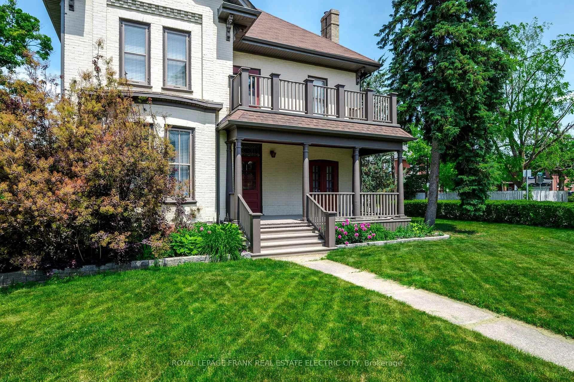Photo 47 of 452 Hunter Street W, Peterborough, Town Ward 3 — HOMEH