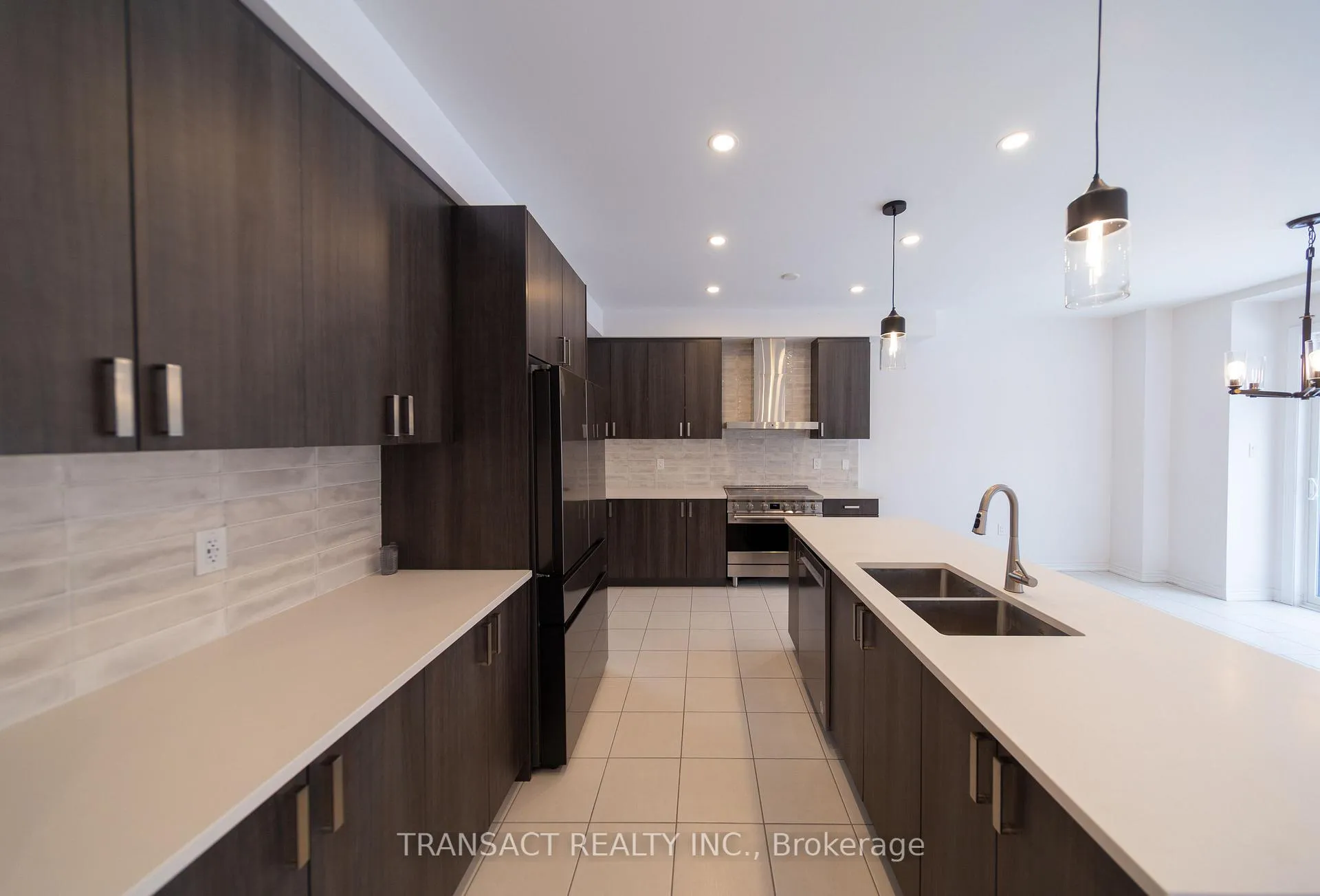 Photo 12 of 92 Baycroft Boulevard, Essa, Angus — HOMEH