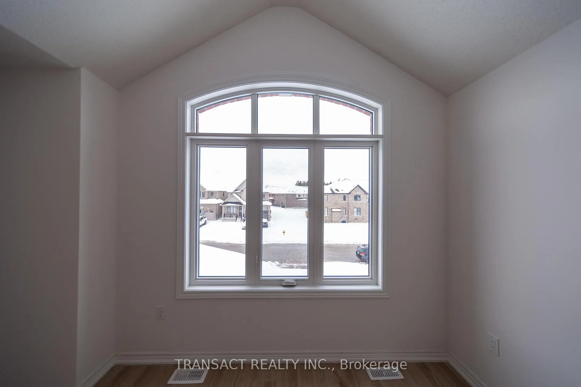 Photo 19 of 92 Baycroft Boulevard, Essa, Angus — HOMEH