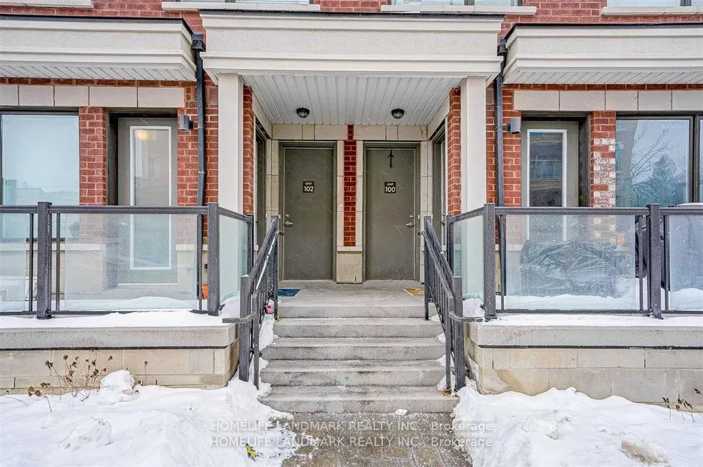 Photo 4 of Unit 102, 500 Alex Gardner Circle, Aurora, Aurora Heights — HOMEH