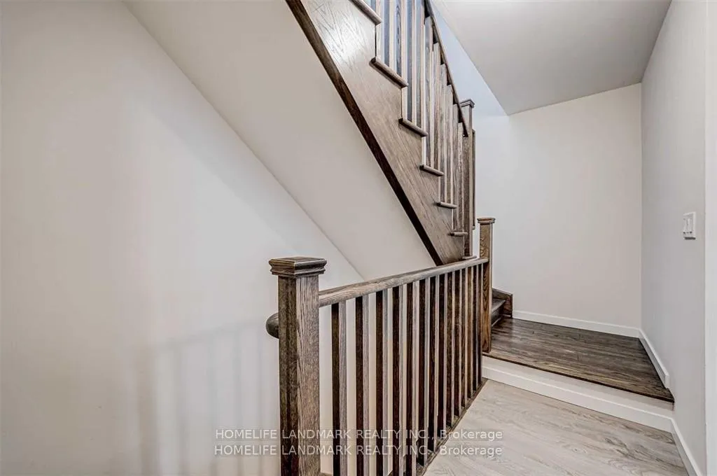 Photo 13 of Unit 102, 500 Alex Gardner Circle, Aurora, Aurora Heights — HOMEH